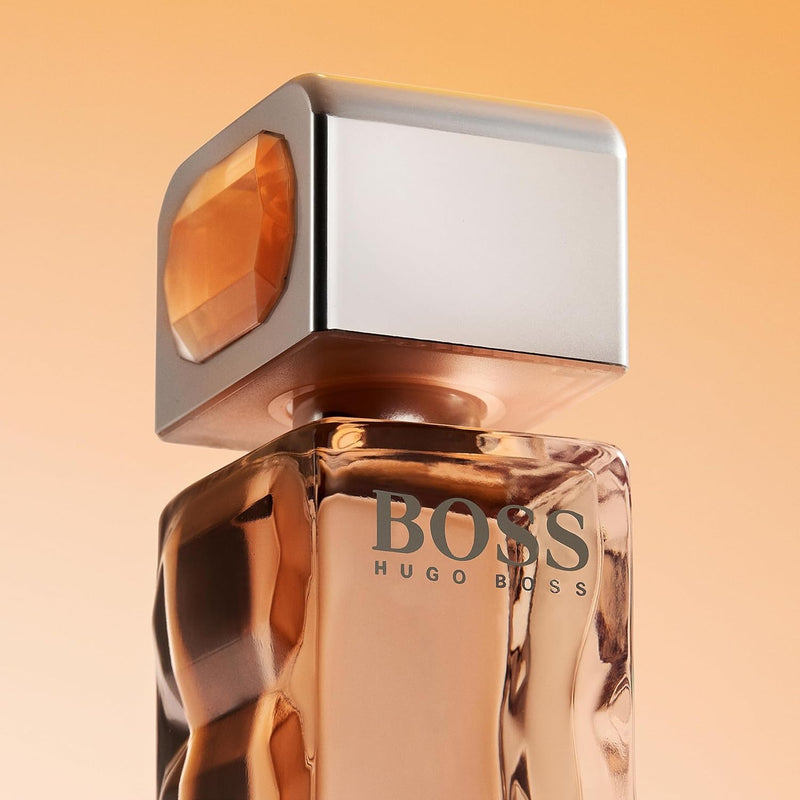 BOSS Woman - Eau de Toilette for Her - Ambery Fragrance With Notes Of Crispy Apple, Orange Flowers, Creamy Vanilla - Medium Longevity